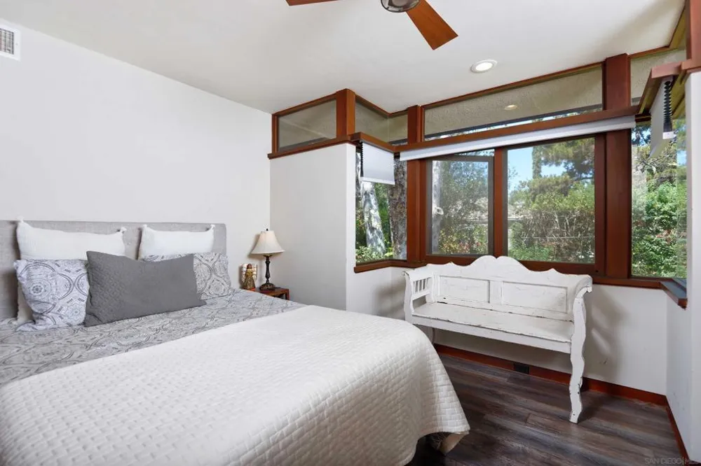 5330 Le Barron Rd San Diego, CA 92115