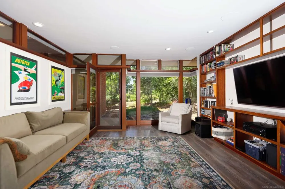 5330 Le Barron Rd San Diego, CA 92115