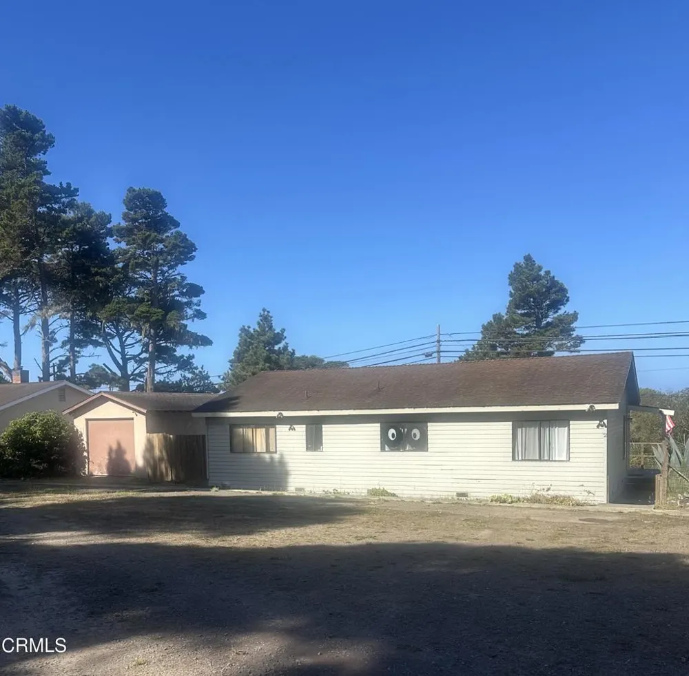 16451 Highway 1 Fort Bragg, CA 95437