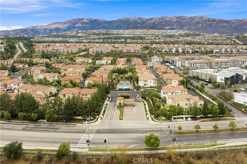 20312 Paseo Meriana Porter Ranch, CA 91326