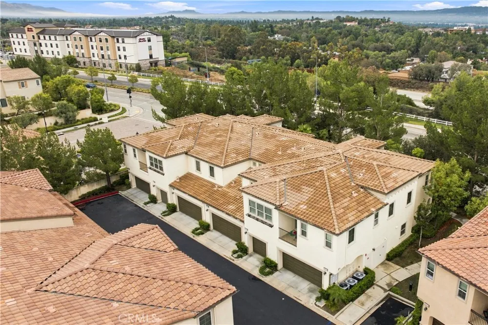20312 Paseo Meriana Porter Ranch, CA 91326