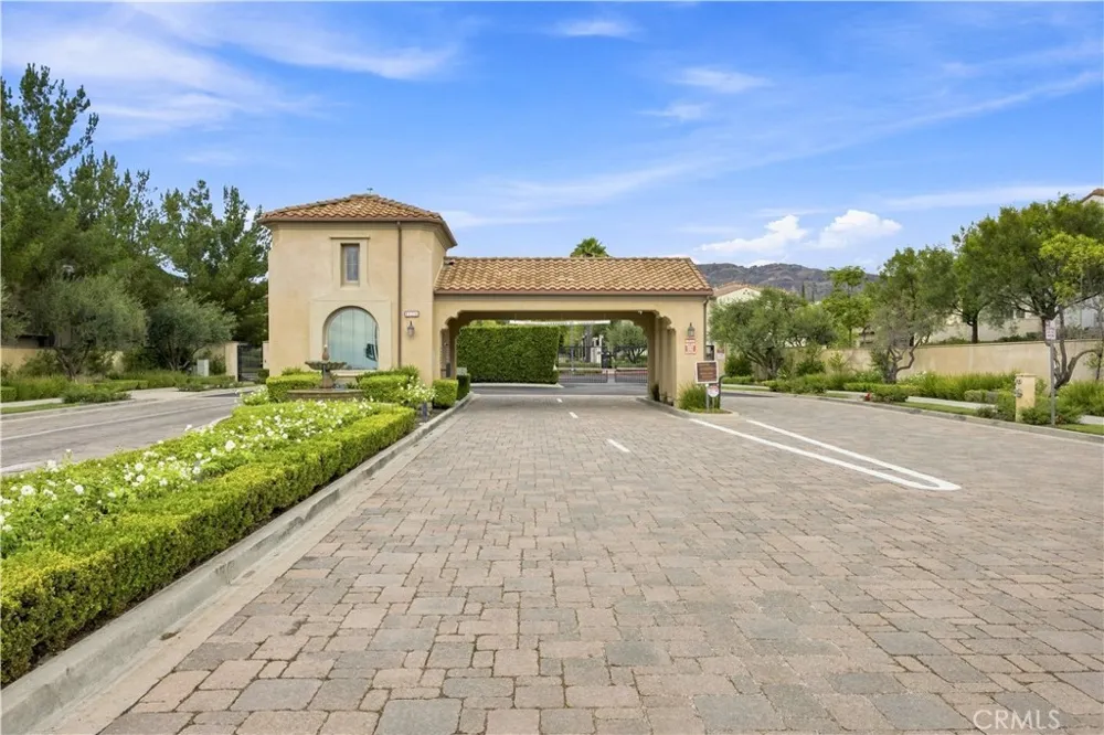 20312 Paseo Meriana Porter Ranch, CA 91326
