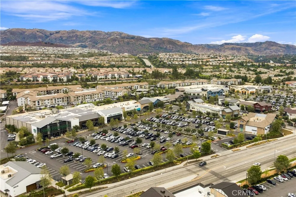 20312 Paseo Meriana Porter Ranch, CA 91326