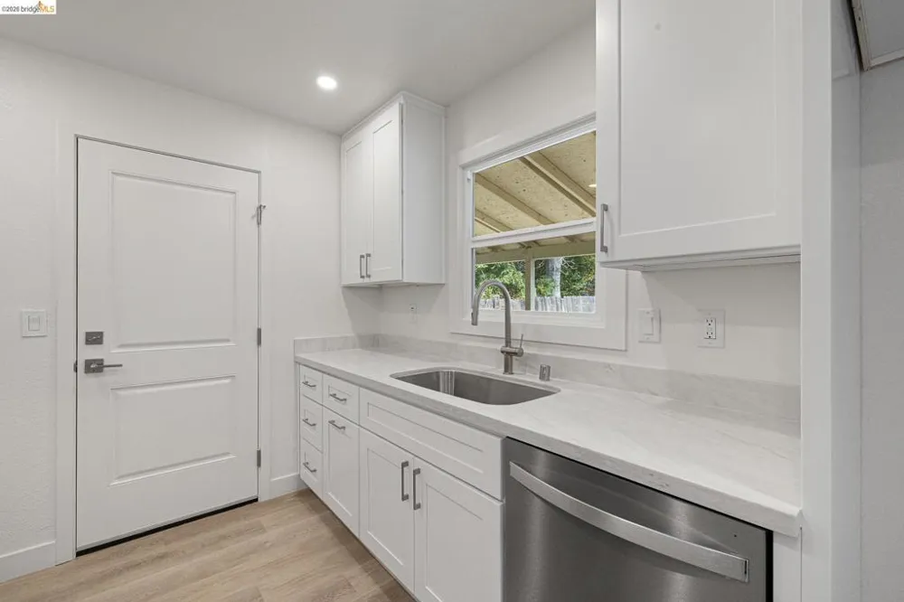 177 Jimno Ave Pittsburg, CA 94565
