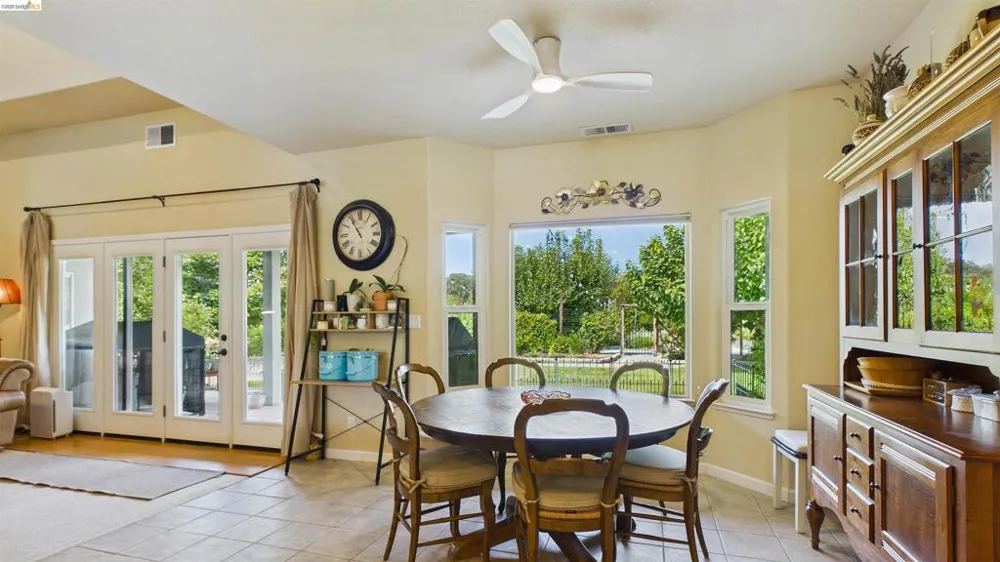 22282 Bennett Rd Sonora, CA 95370