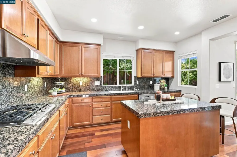 749 Ellerbrook St Mountain House, CA 95391