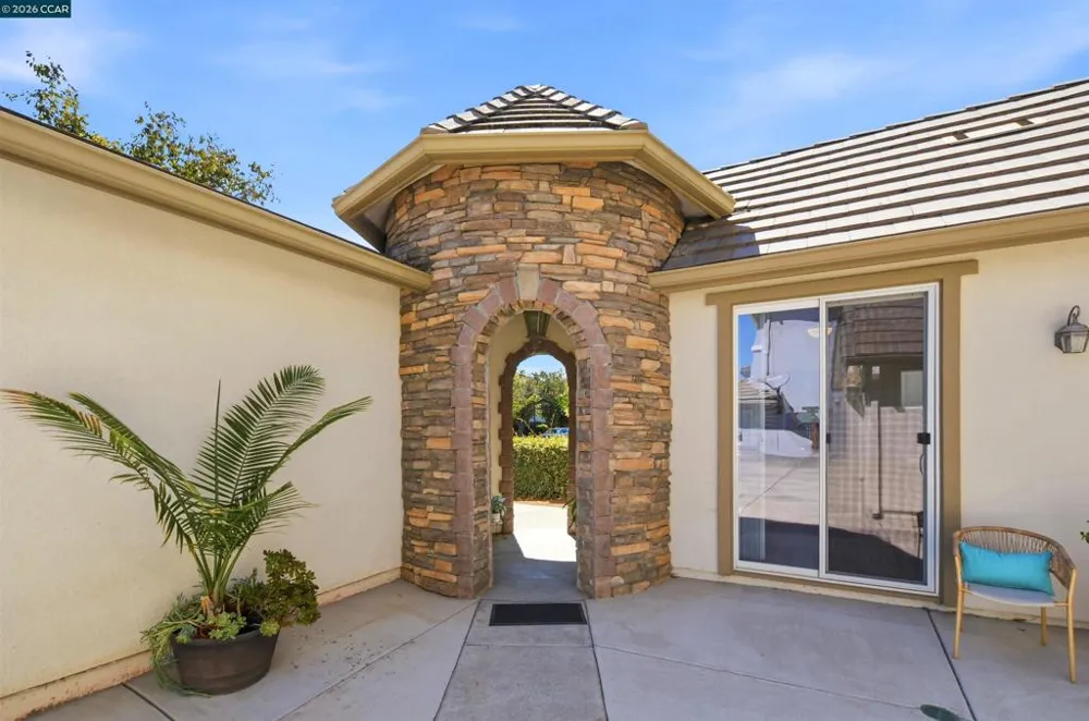 749 Ellerbrook St Mountain House, CA 95391