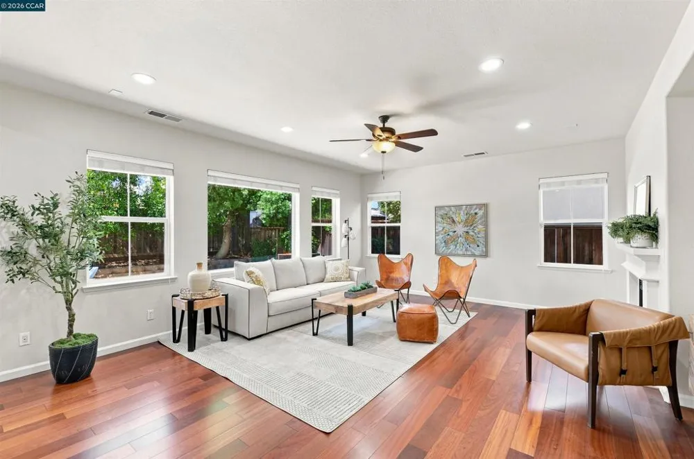 749 Ellerbrook St Mountain House, CA 95391