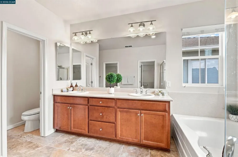 749 Ellerbrook St Mountain House, CA 95391