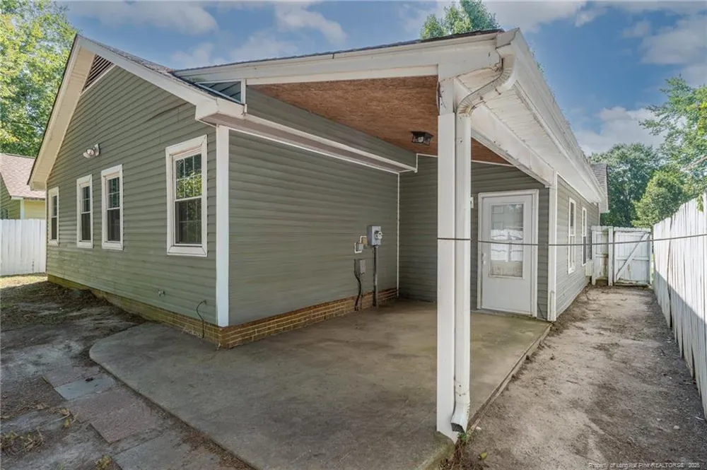 6976 Timberwood Drive Fayetteville, NC 28314