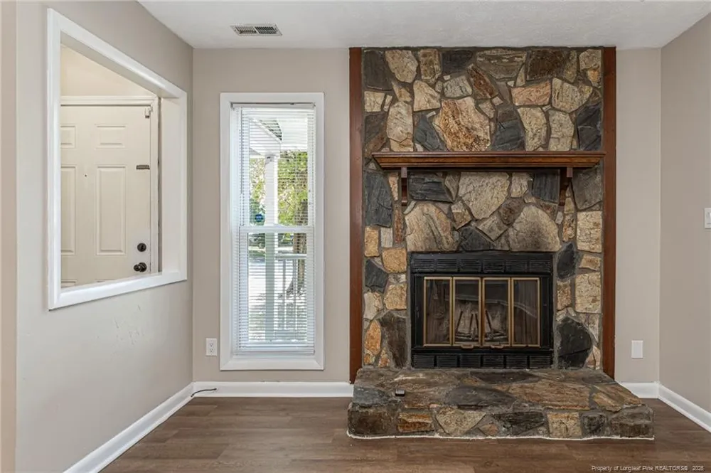 6976 Timberwood Drive Fayetteville, NC 28314