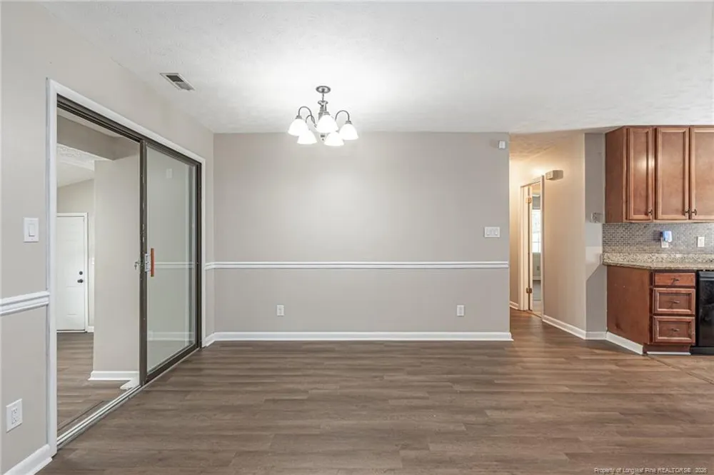 6976 Timberwood Drive Fayetteville, NC 28314