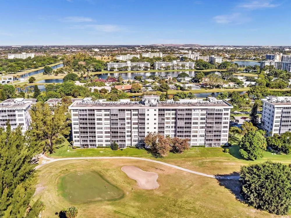 3150 Palm Aire Dr #503 Pompano Beach, FL 33069