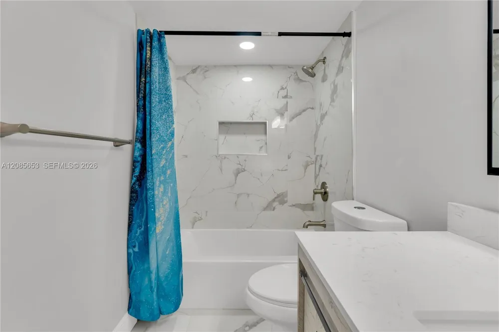 6475 W Oakland Park Blvd #102 Lauderhill, FL 33313