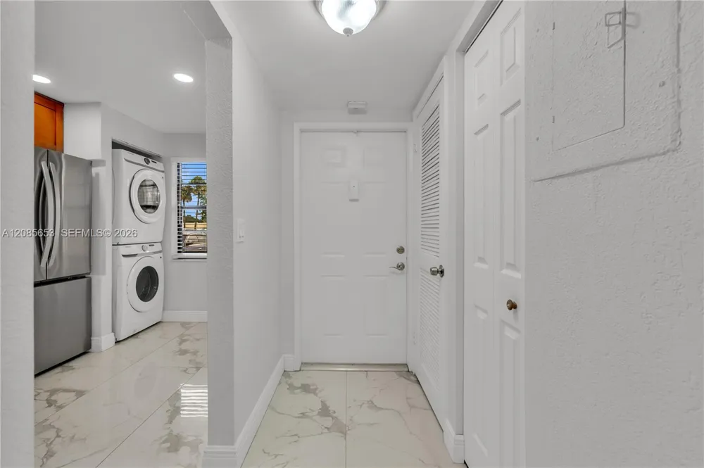 6475 W Oakland Park Blvd #102 Lauderhill, FL 33313