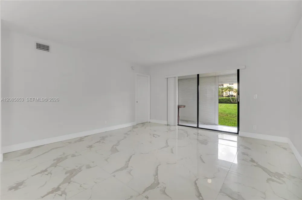 6475 W Oakland Park Blvd #102 Lauderhill, FL 33313