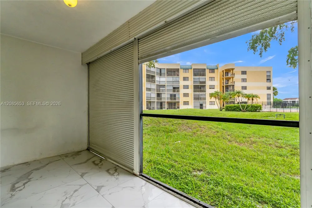 6475 W Oakland Park Blvd #102 Lauderhill, FL 33313