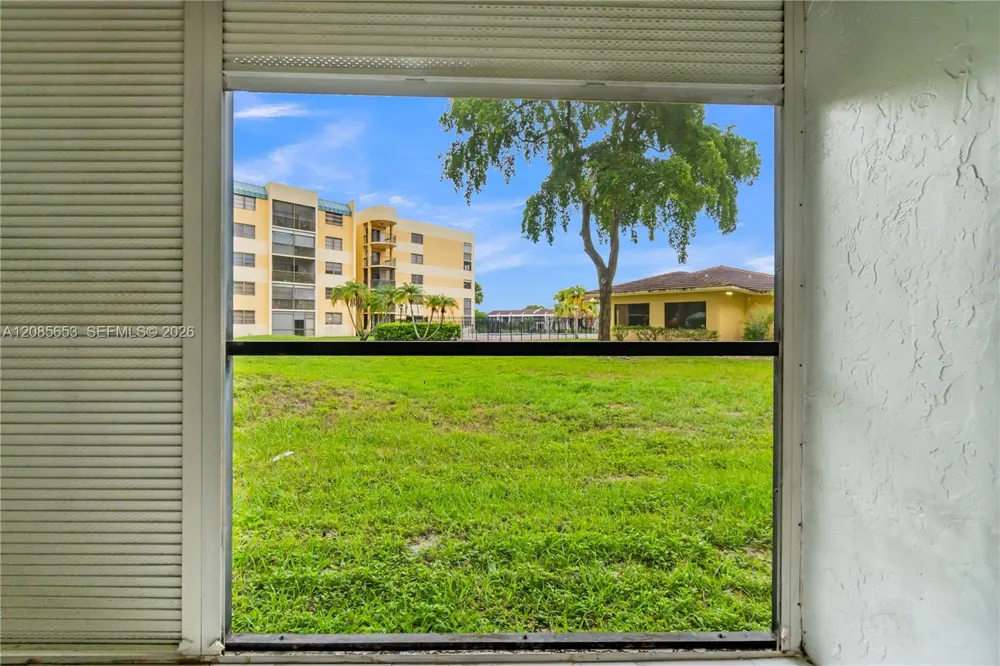 6475 W Oakland Park Blvd #102 Lauderhill, FL 33313