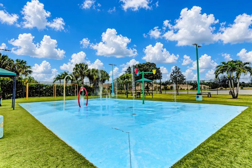3331 Commodore Court West Palm Beach, FL 33411