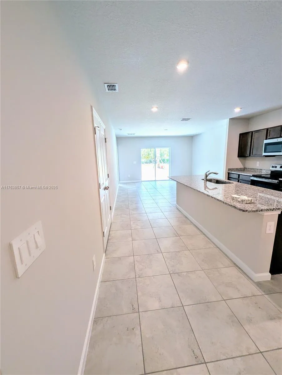 285 Raspberry Road Fort Pierce, FL 34981