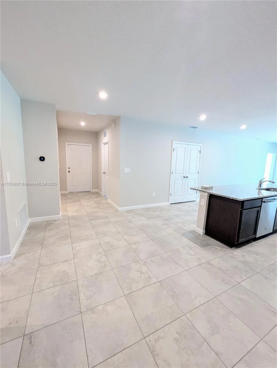 285 Raspberry Road Fort Pierce, FL 34981