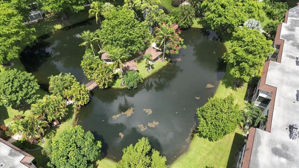5121 W OAKLAND PARK #109 Lauderdale Lakes, FL 33313