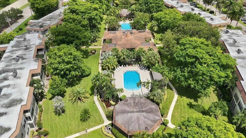 5121 W OAKLAND PARK #109 Lauderdale Lakes, FL 33313