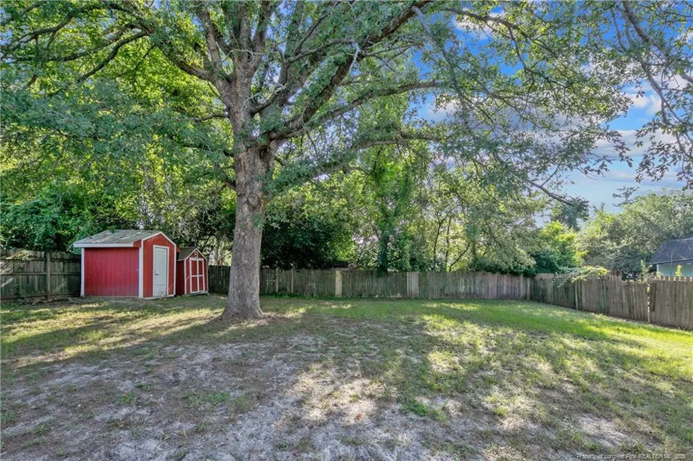 6602 Winthrop Drive Fayetteville, NC 28311