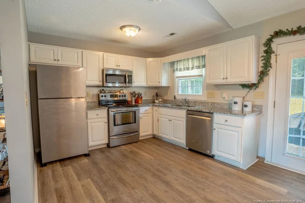 5652 Pepperbush Drive Fayetteville, NC 28304