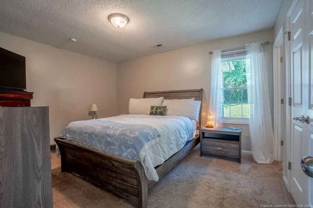 5652 Pepperbush Drive Fayetteville, NC 28304