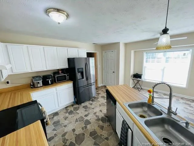 232 Sandy Bottom Lane Raeford, NC 28376