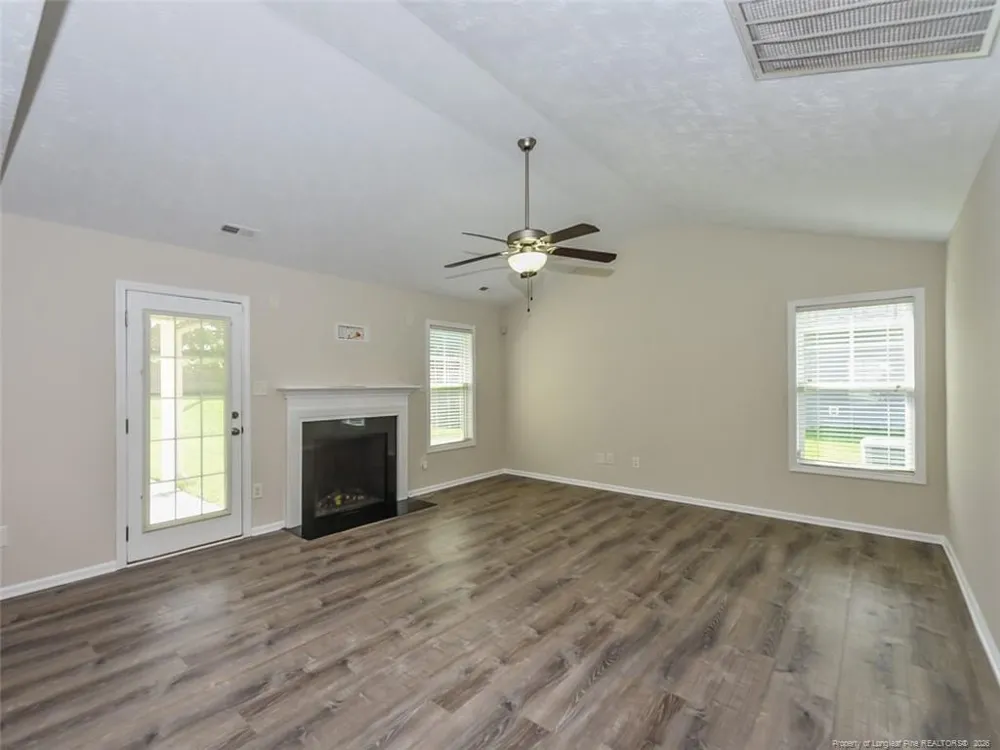 614 Hogart Street Raeford, NC 28376