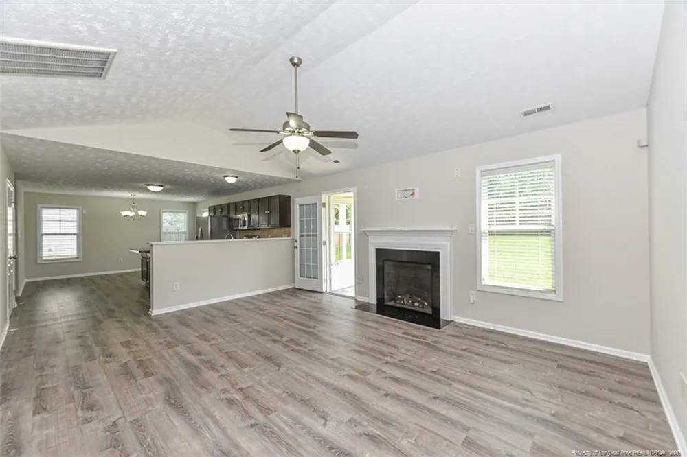 614 Hogart Street Raeford, NC 28376