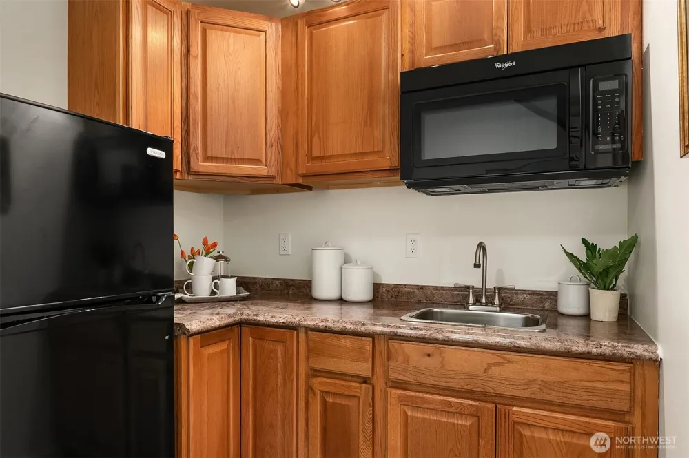 1018 187th Place SW Lynnwood, WA 98036