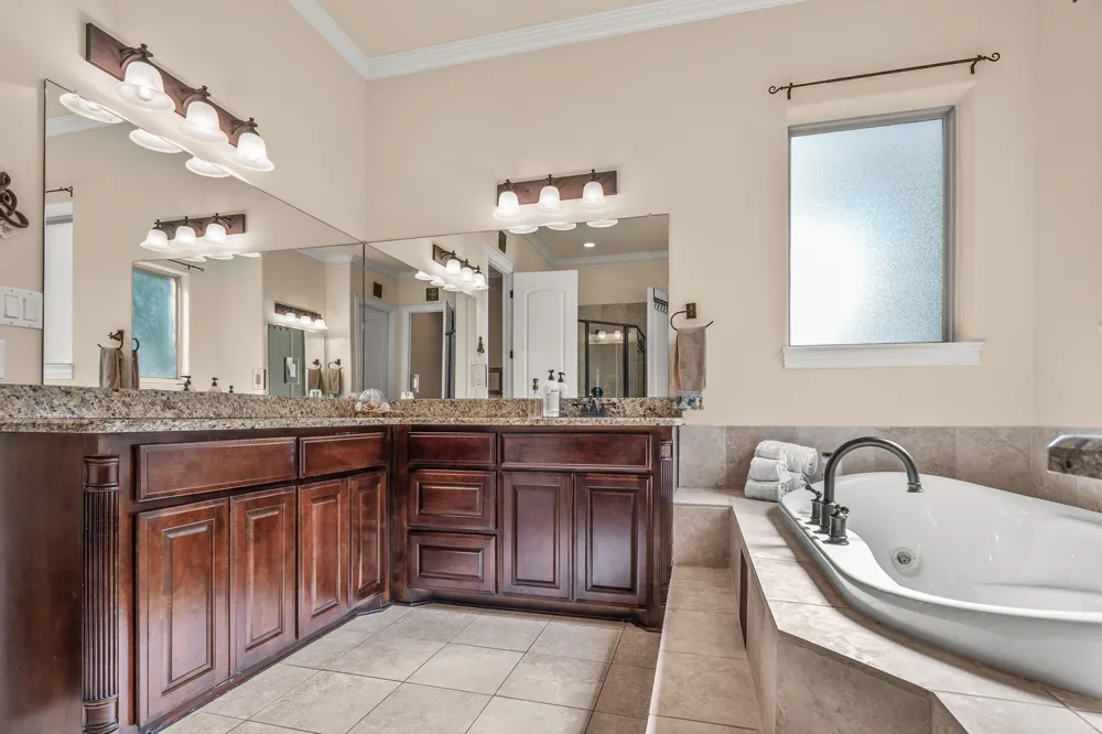 700 Coffee Circle Pottsboro, TX 75076