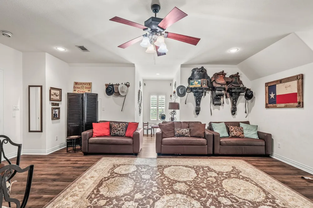 700 Coffee Circle Pottsboro, TX 75076