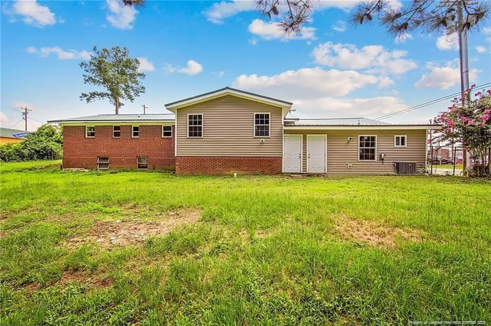 5318 Raeford Road Fayetteville, NC 28304