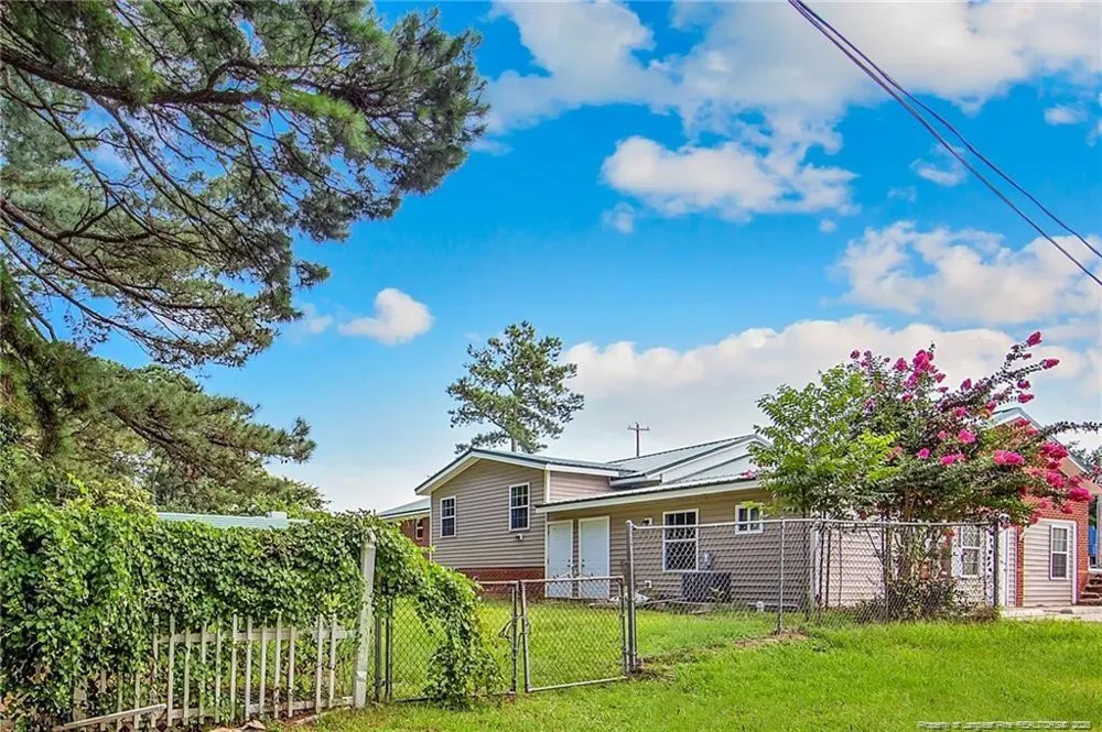 5318 Raeford Road Fayetteville, NC 28304