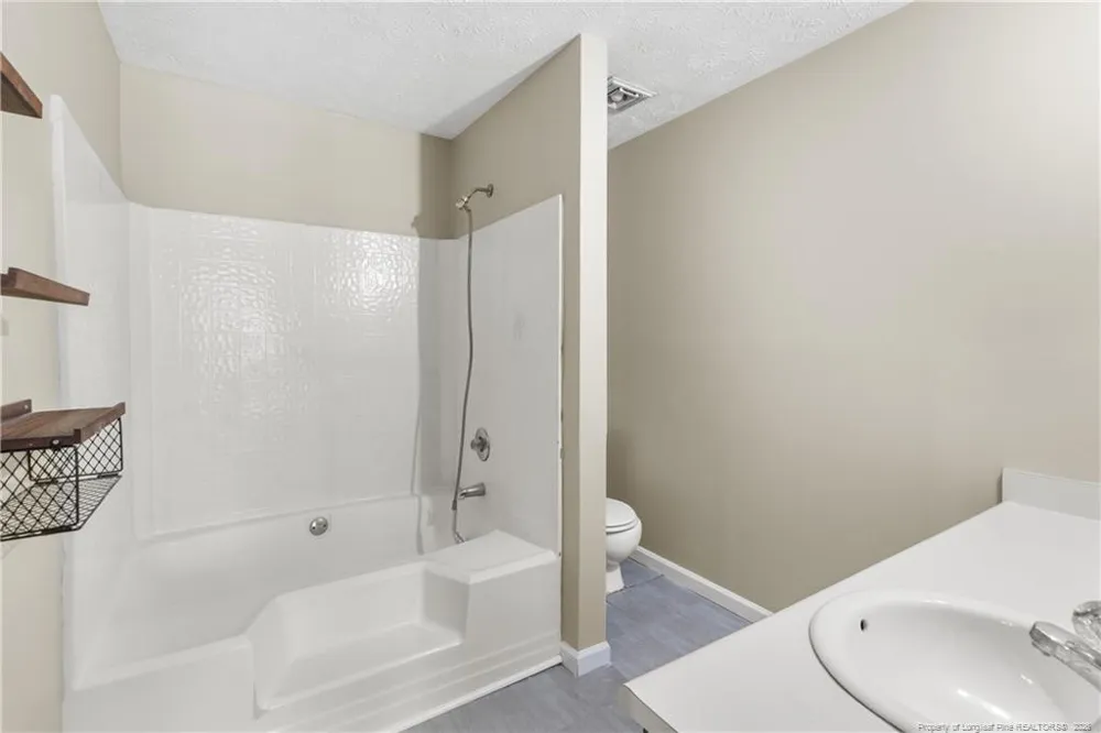 1882 Tryon Drive #3 Fayetteville, NC 28303