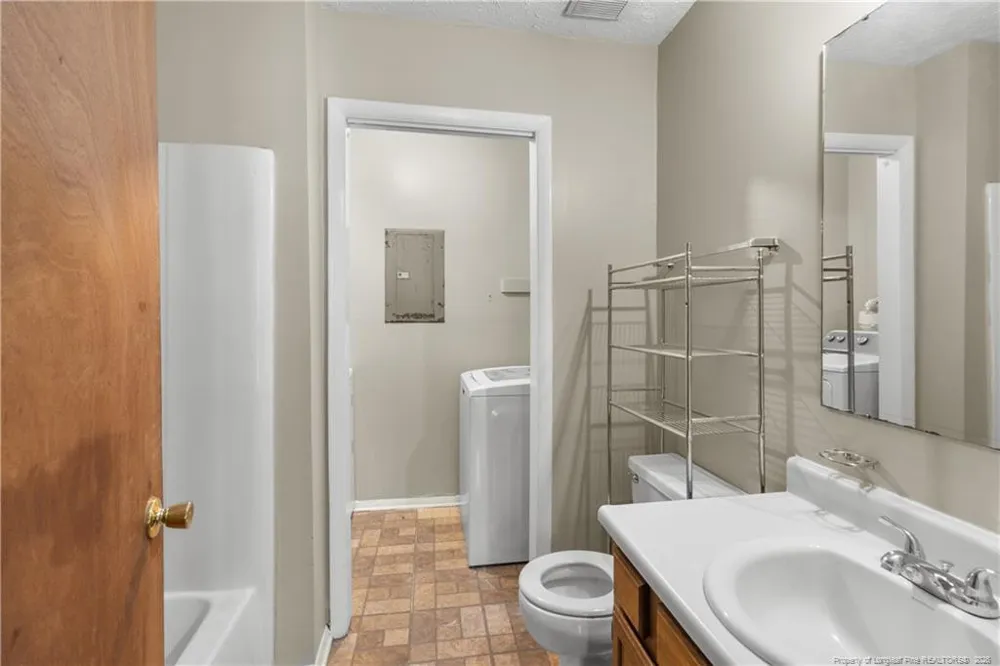 1882 Tryon Drive #3 Fayetteville, NC 28303