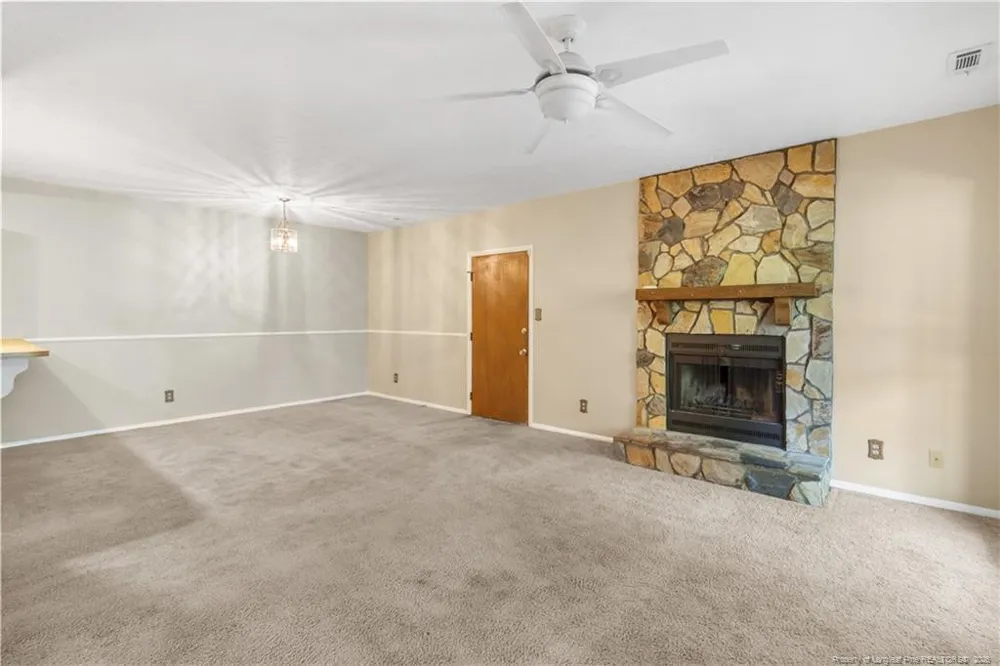 1882 Tryon Drive #3 Fayetteville, NC 28303