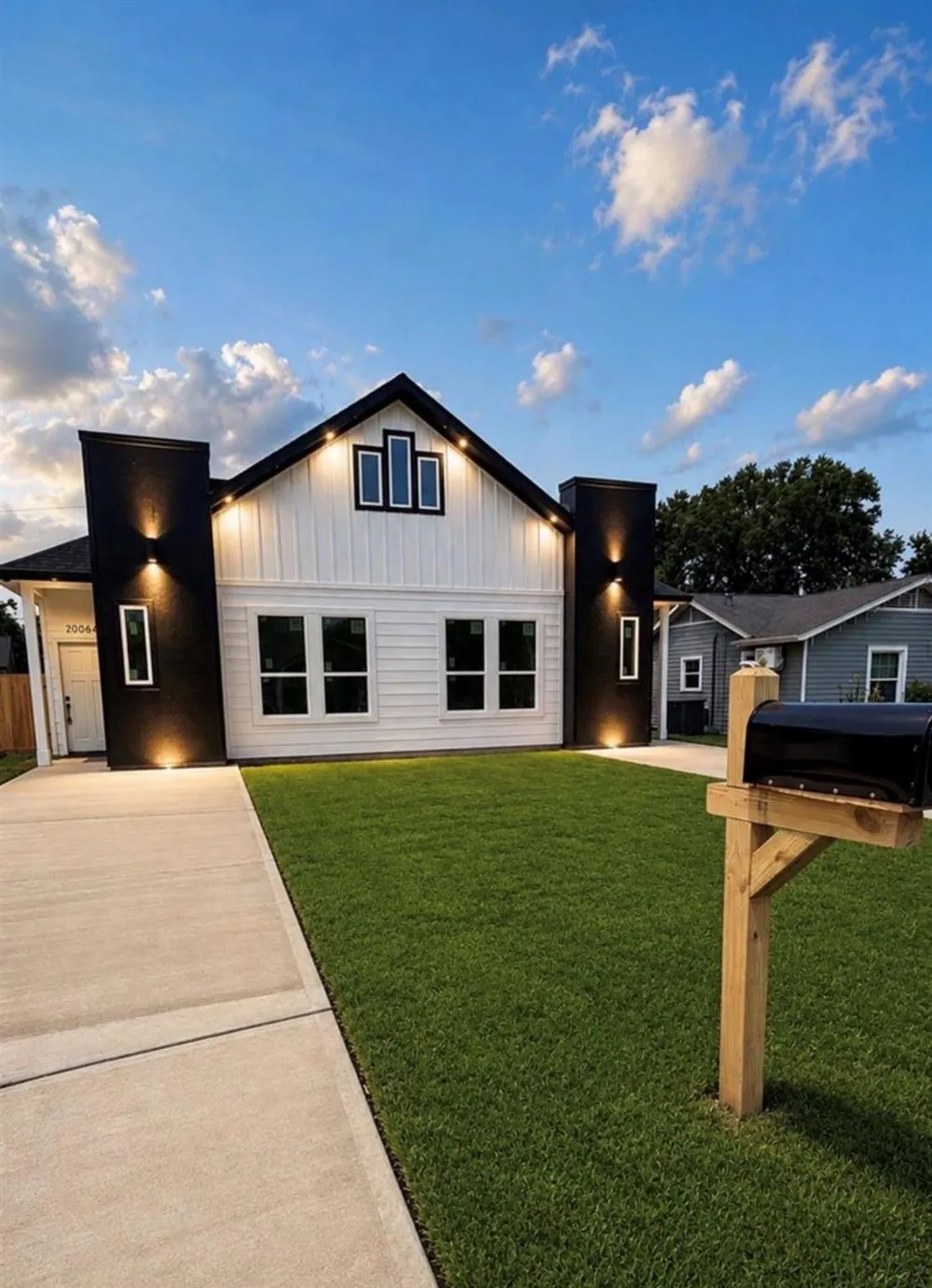 2006 Vince St Pasadena, TX 77502