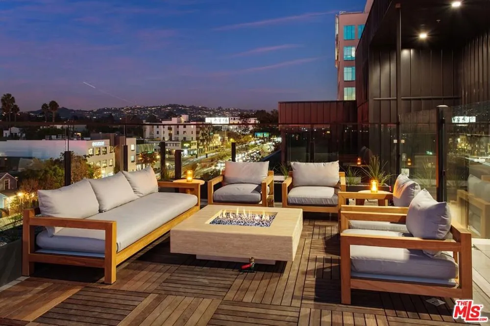 10310 Santa Monica Boulevard #622 Los Angeles, CA 90025