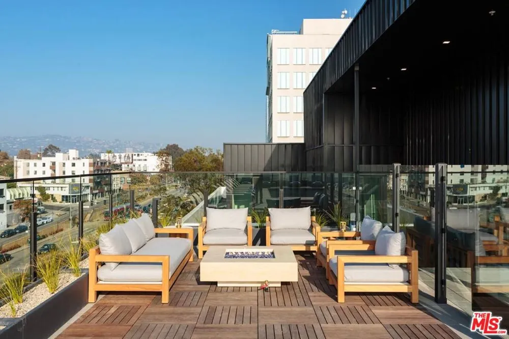 10310 Santa Monica Boulevard #622 Los Angeles, CA 90025