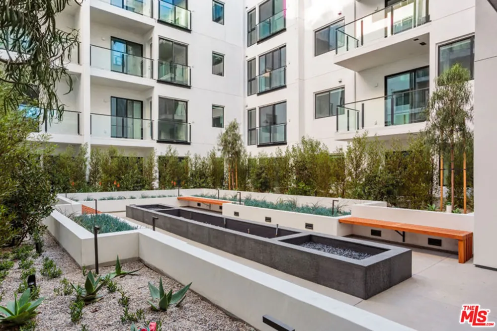 10310 Santa Monica Boulevard #622 Los Angeles, CA 90025