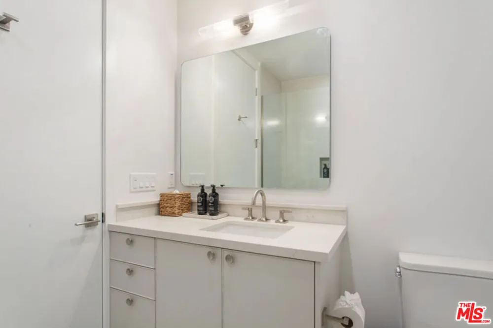 10310 Santa Monica Boulevard #622 Los Angeles, CA 90025