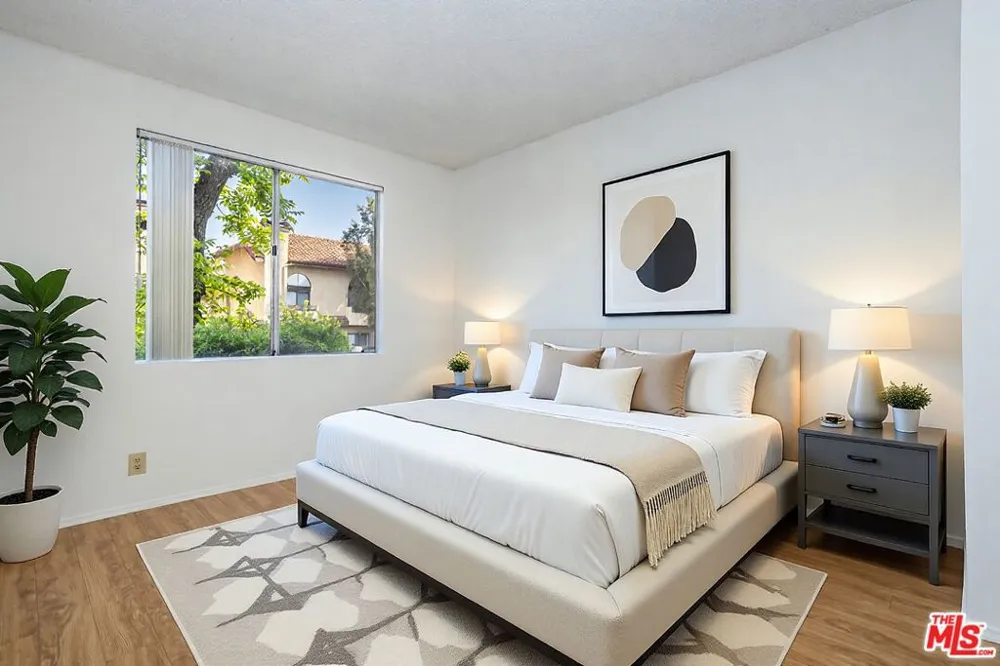 10932 Morrison Street #101 Los Angeles, CA 91601