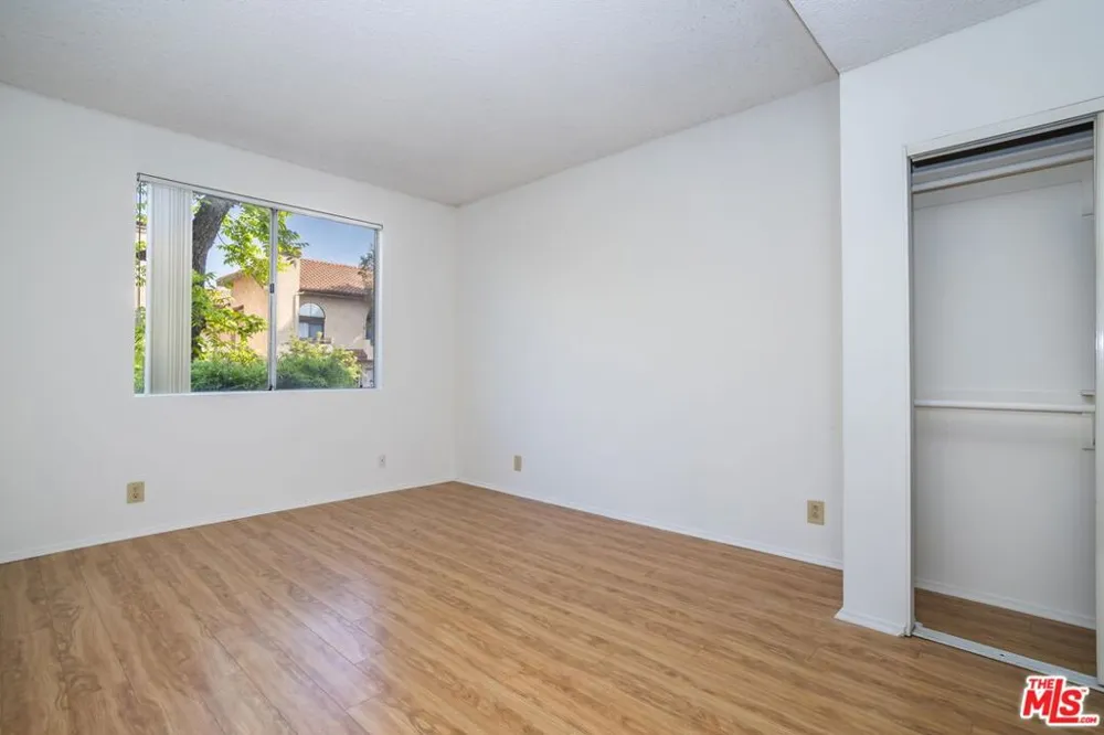 10932 Morrison Street #101 Los Angeles, CA 91601