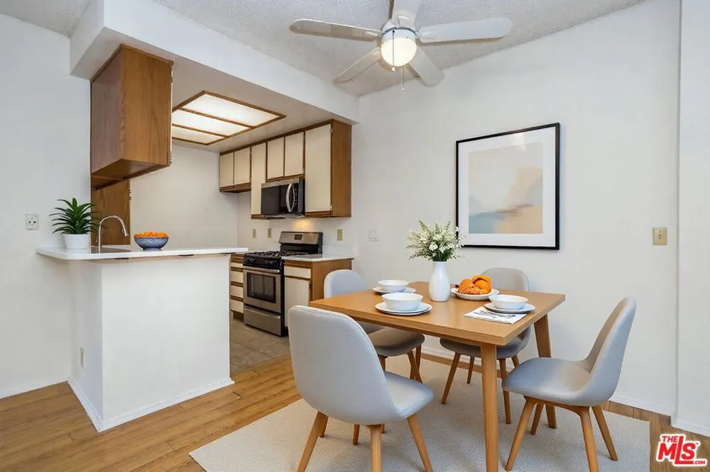 10932 Morrison Street #101 Los Angeles, CA 91601