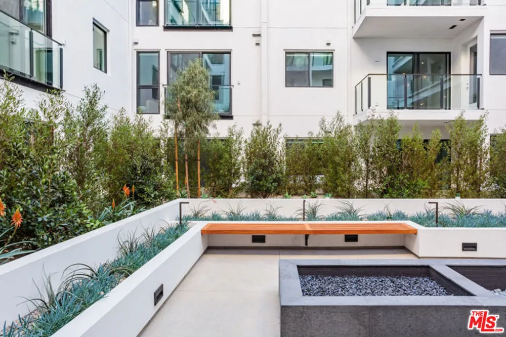 10310 Santa Monica Boulevard #621 Los Angeles, CA 90025